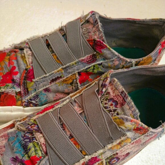 Blowfish Marley Floral Patchwork Sneaker 8 Distressed Canvas Slip On Shoes - Picture 6 of 7